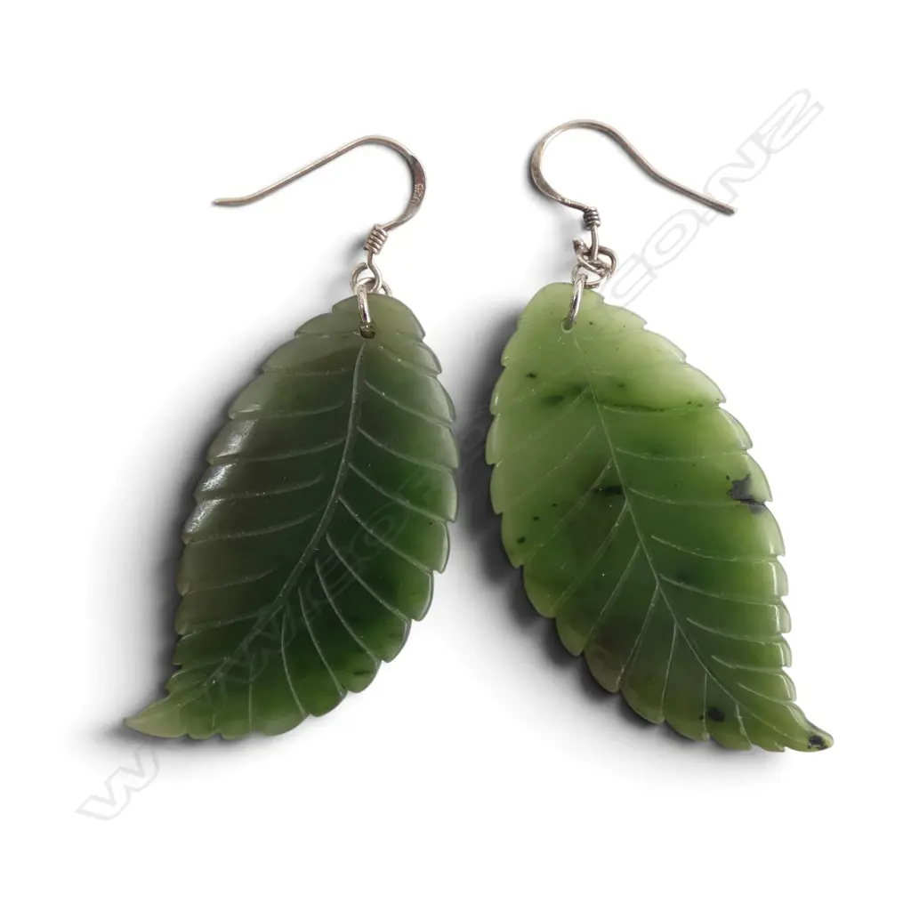 PR 925 / GREENSTONE LEAF EARRINGS L.55mm TOTAL Image 1++