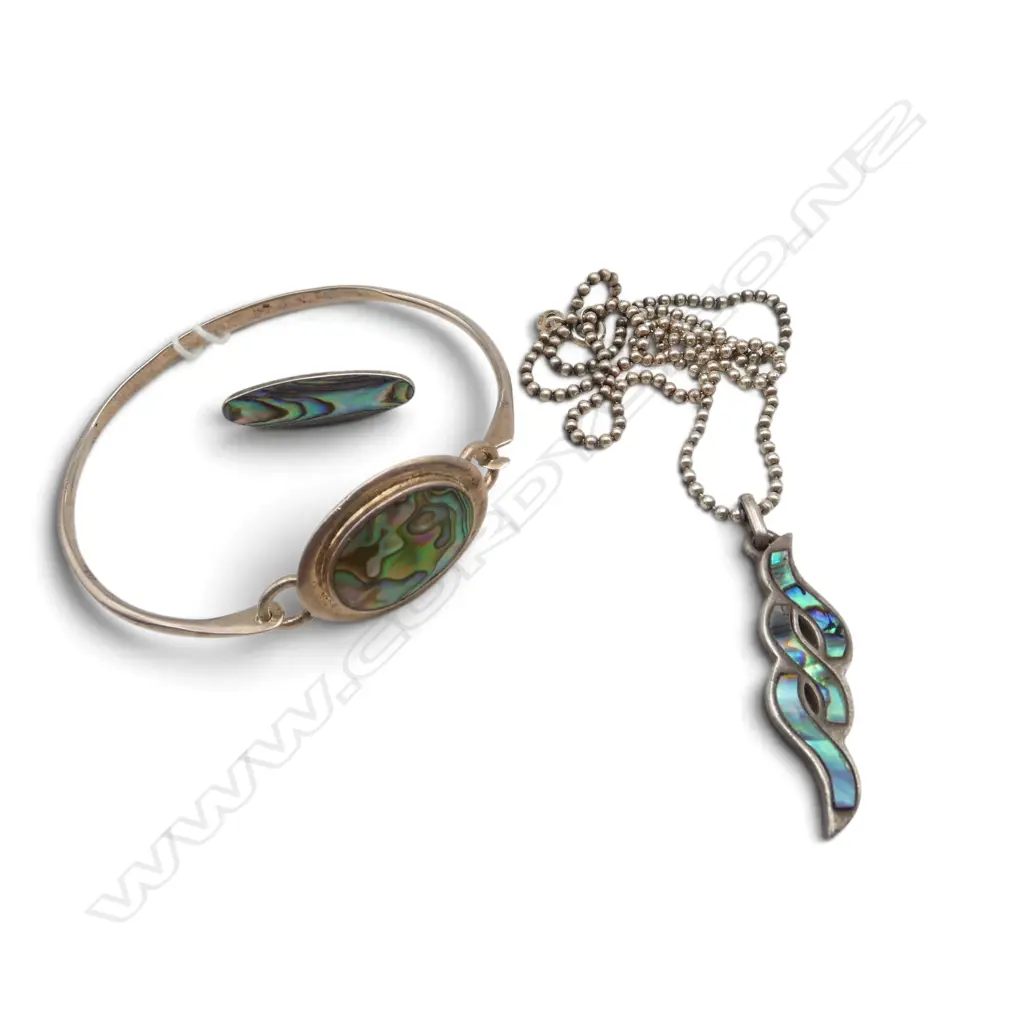 NZ S/SILVER & PAUA PENDANT NECKLACE BANGLE & BROOCH 20.1GMS TOTAL WIEGHT Image 1++