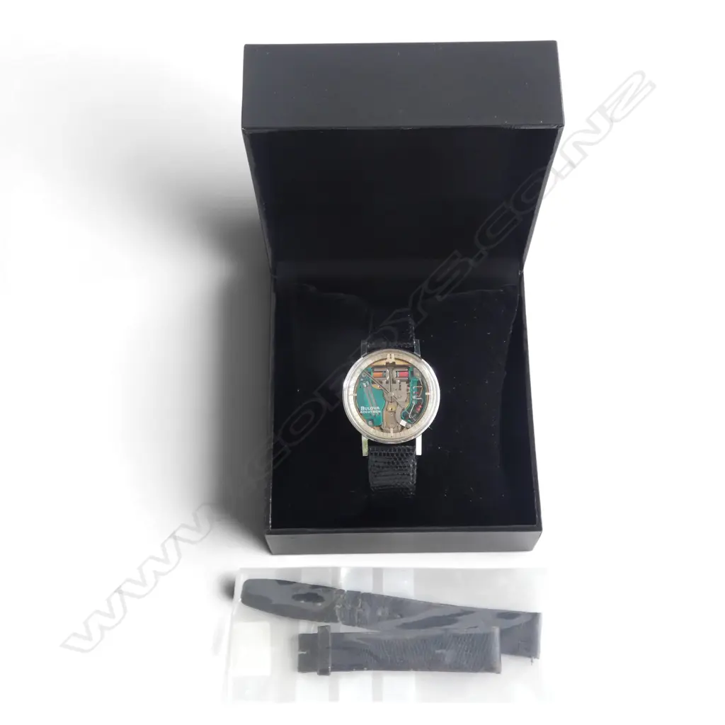 VINTAGE BULOVA ACCUTRON Spaceview GENT'S stainless WRISTWATCH w leather strap. c.1968. cleaned & serviced - working Image 1++