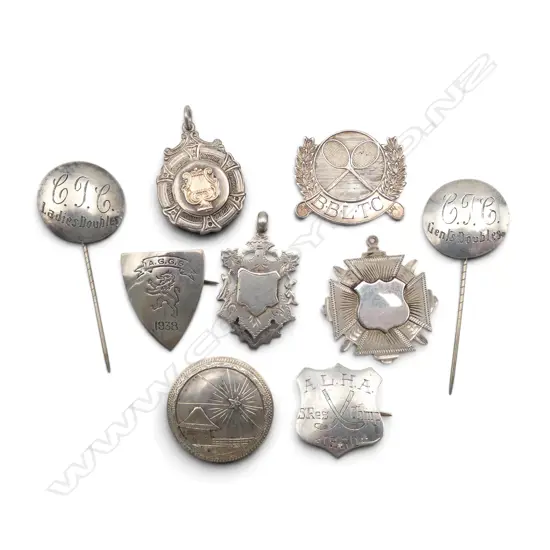 9 S/SILVER BADGES PINS & MEDALS TOTAL WIEGHT 40GMS