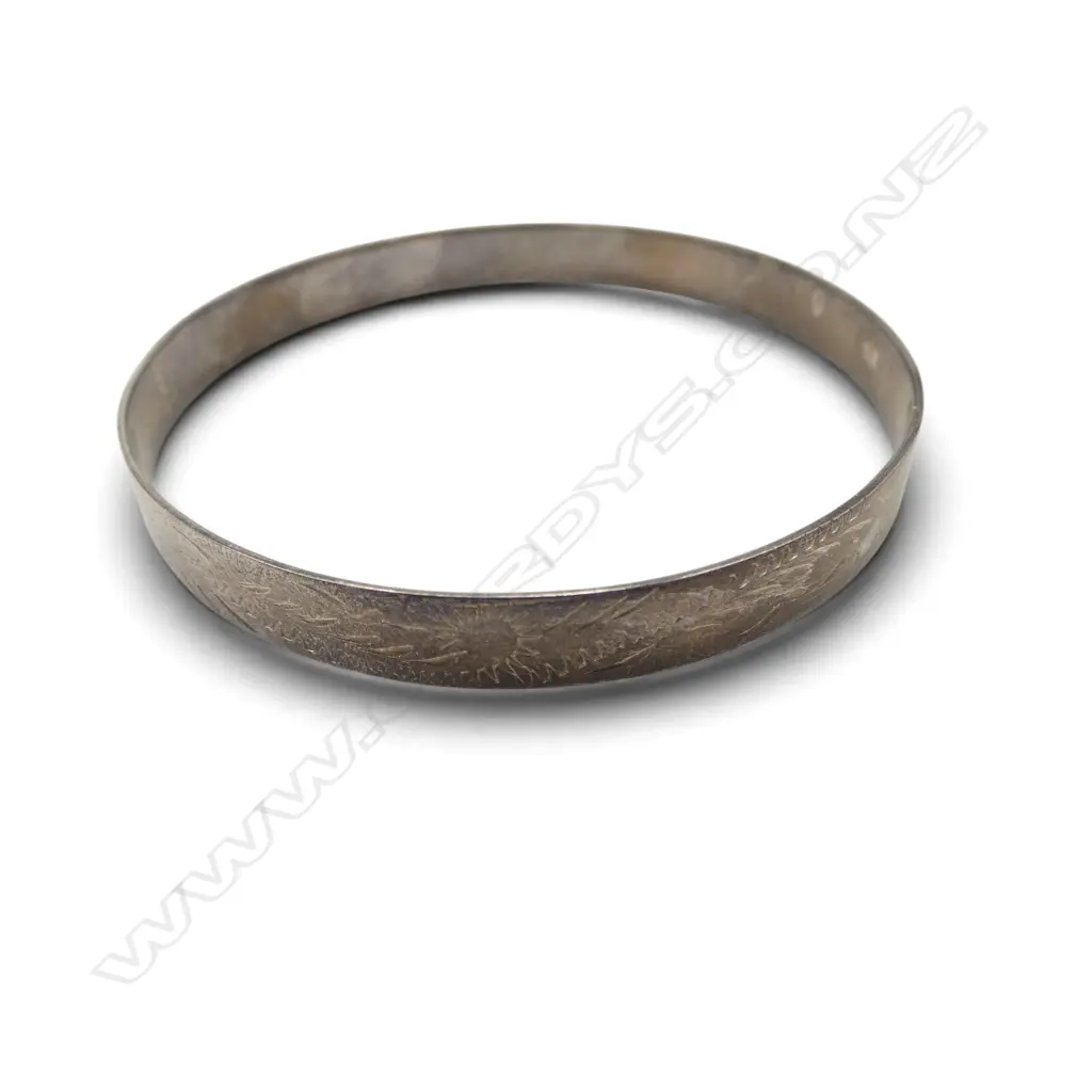 S/SILVER BANGLE GREEN POTTERY PENDANT & S/SILVER RING TOTAL WIEGHT 34GMS Image 1++