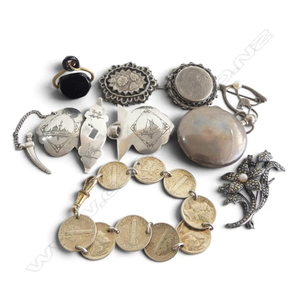 ASST. JEWELLERY, MOSTLY STG SILVER, 109gms TOTAL Image 1++