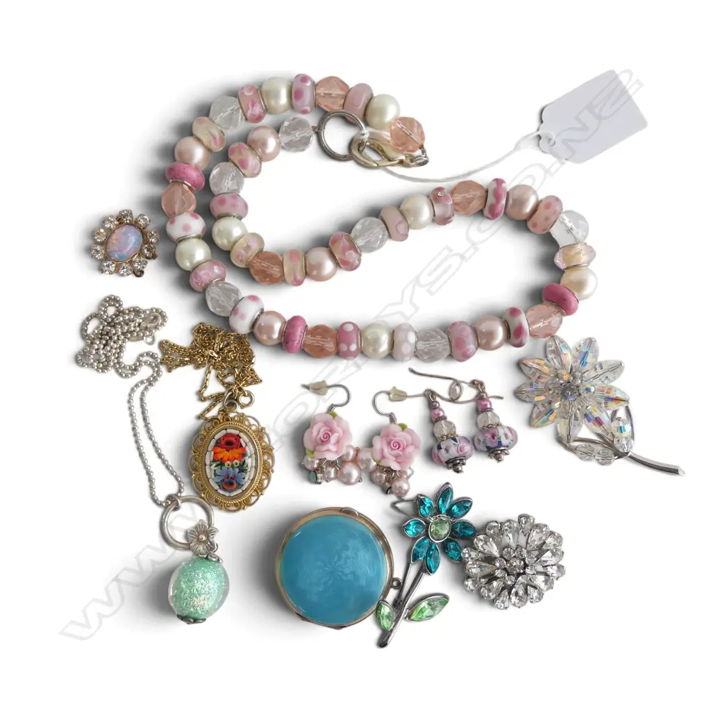 ASST. JEWELLERY; BROOCHES, 925 SILVER ENAMELED COMPACT ETC Image 1++