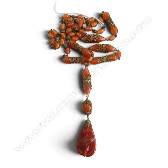 VINTAGE PEACH GLASS & GILT FILIGREE LONG FLAPPERS NECKLACE L.780mm
