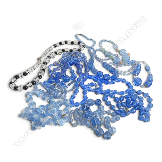 11 STRANDS OF VINTAGE CRYSTAL BEADS MOSTLY BLUE