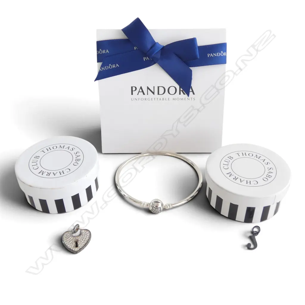 SILVER PANDORA BANGLE, THOMAS SABO SILVER LOCK HEART & SILVER 'J' PENDANT both need a polish - tarnished Image 1++
