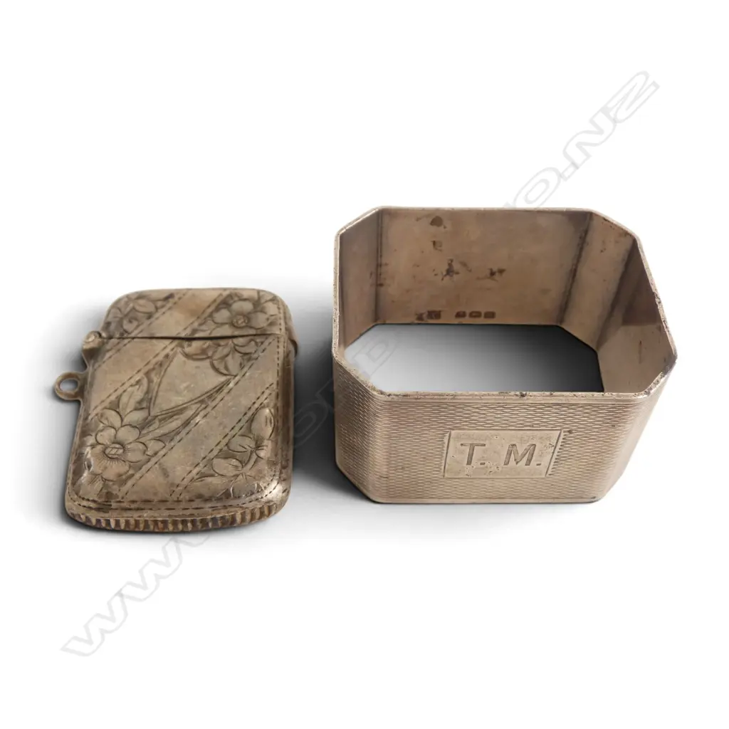 SILVER NAPKING RING & VESTA 43gms Image 1++
