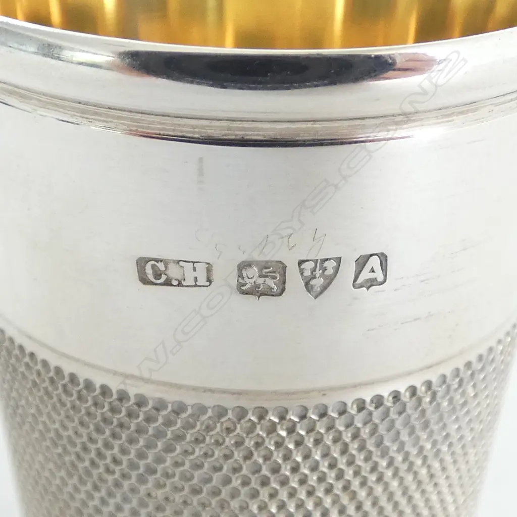 STG SILVER NAPKIN RING & GILT LINED NOVELTY THIMBLE CUP, CHESTER 1951 H.55mm 66gms Image 1++