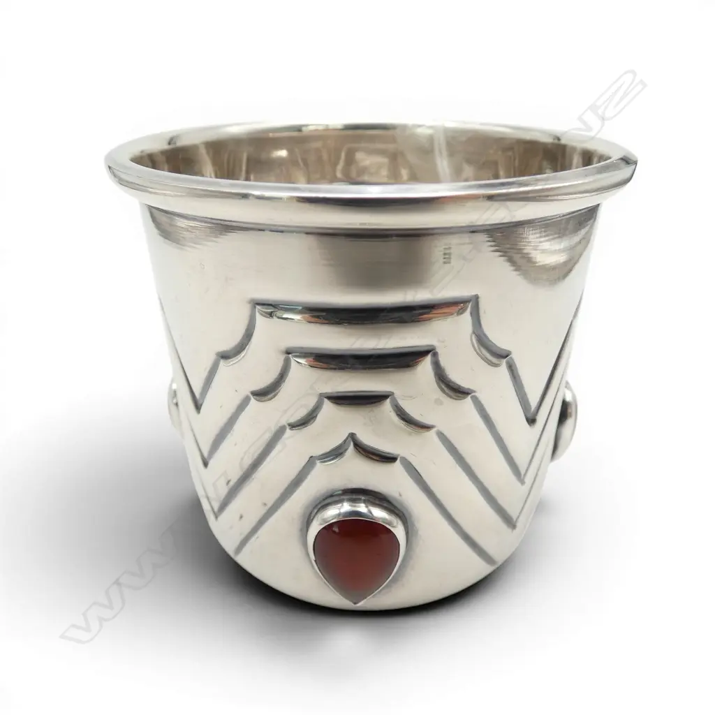 Turkish ? 'I.S. 925' silver beaker with 4 carnelian tear-drop cabochons. 100gms. Image 1++