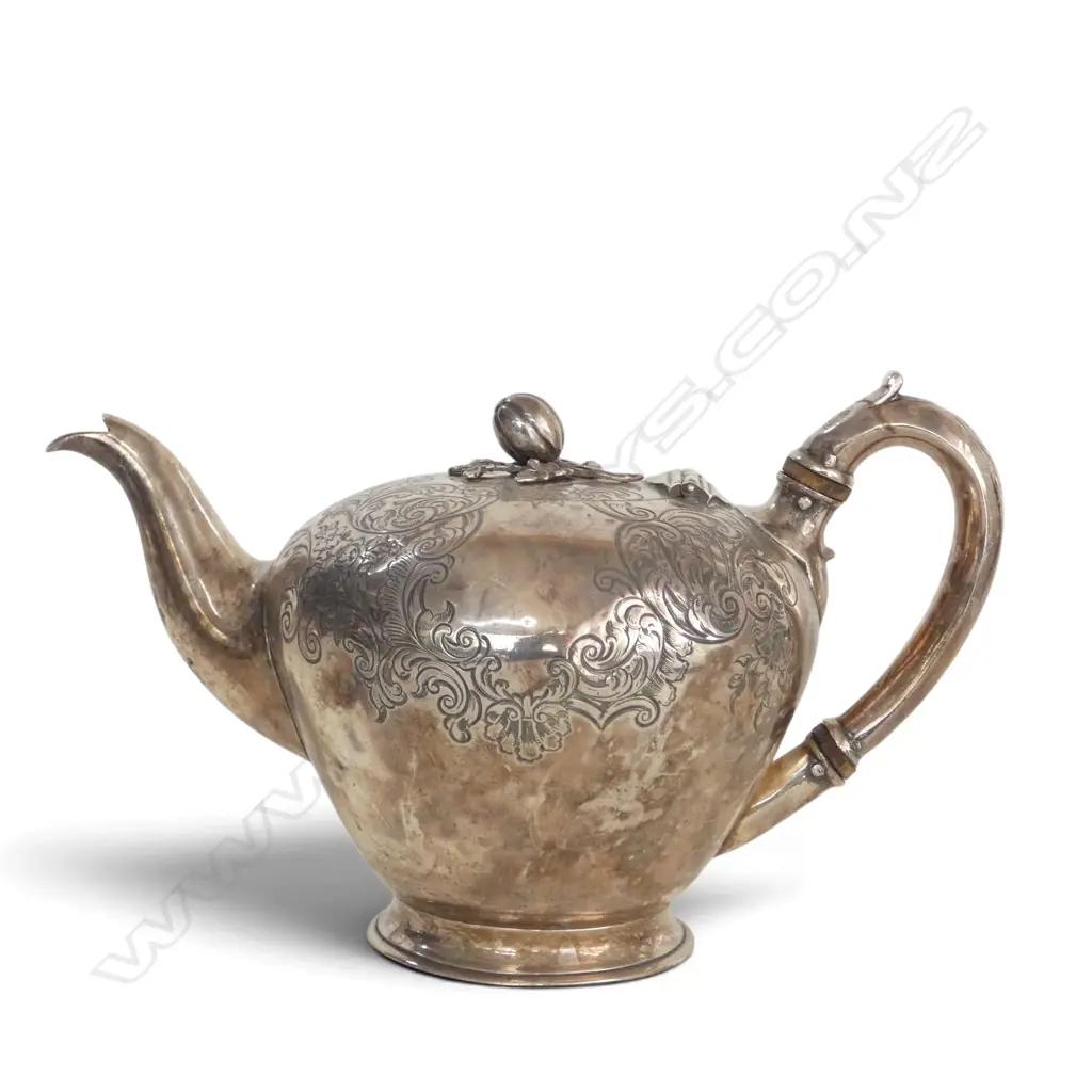 VICTORIAN S/SILVER TEAPOT 398.1GMS Image 1++