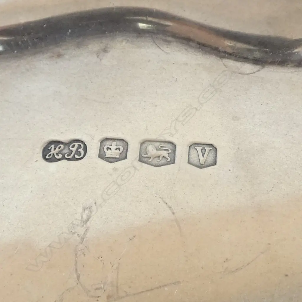 S/SILVER 4 FOOTED SALVER 286GMS Image 1++
