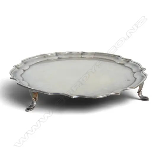S/SILVER 4 FOOTED SALVER 286GMS