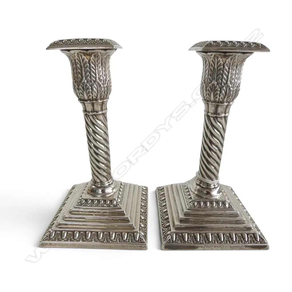 PR STG SILVER CANDLESTICKS, WALKER & HALL SHEFFIELD 1898 H.145mm WEIGHTED Image 1++