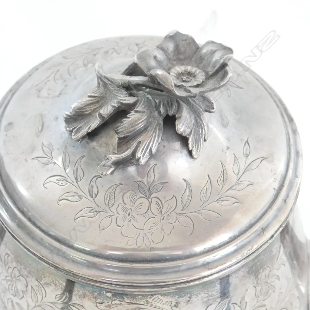 VICTORIAN S/SILVER TEAPOT738.7GMS Image 1++