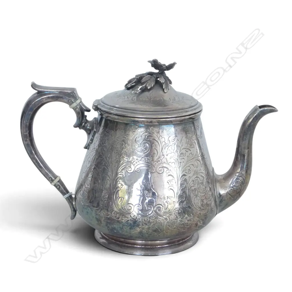 VICTORIAN S/SILVER TEAPOT738.7GMS Image 1++