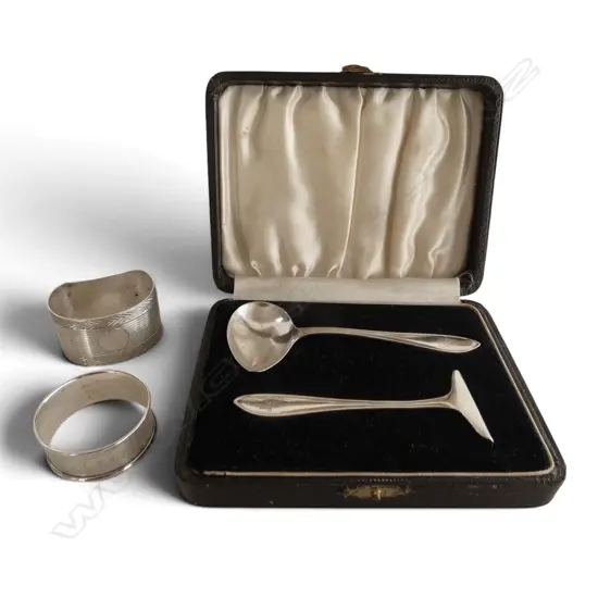 3 PCES STG SILVER; 2 NAPKIN RINGS + BABY SPOON & PUSHER, BOXED 69gms