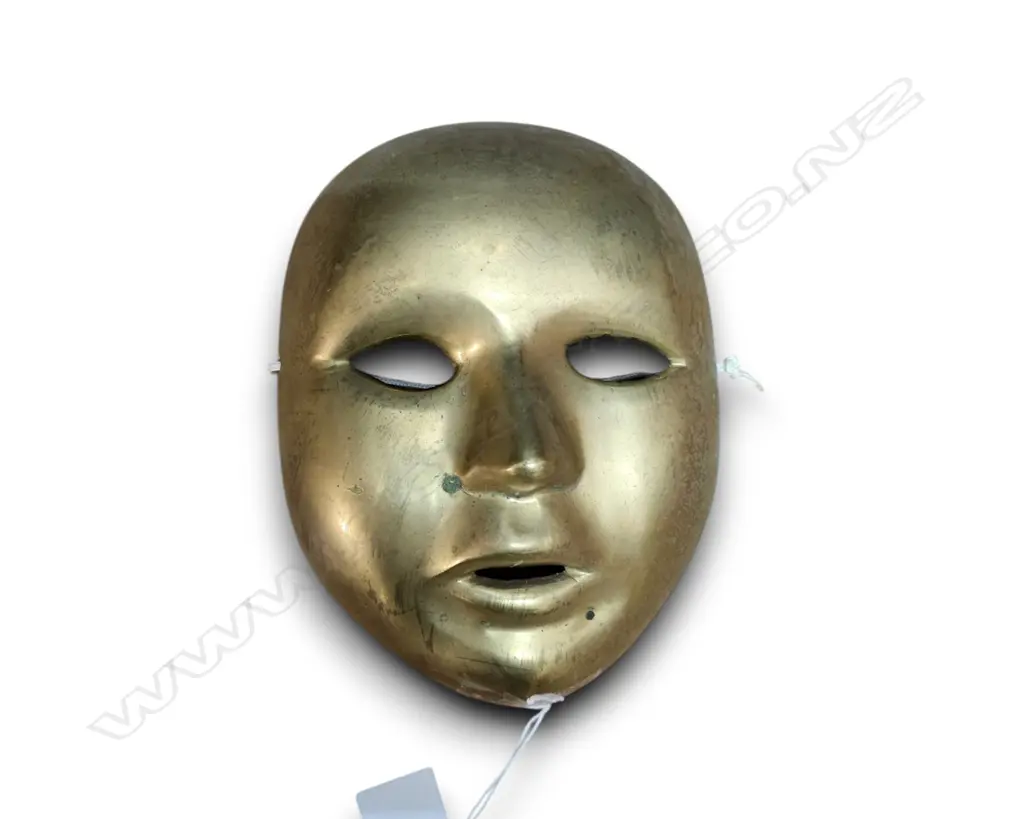 BRASS FACE MASK W POLISHED FINISH AND CUT-OUT EYE AND MOUTH 180H x 140L mm Image 1++