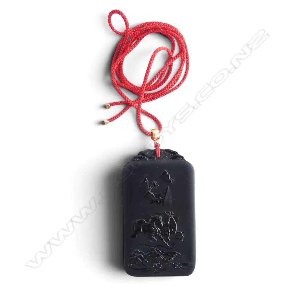 ORIENTAL PENDANT NECKLACE 70x40mm Image 1++