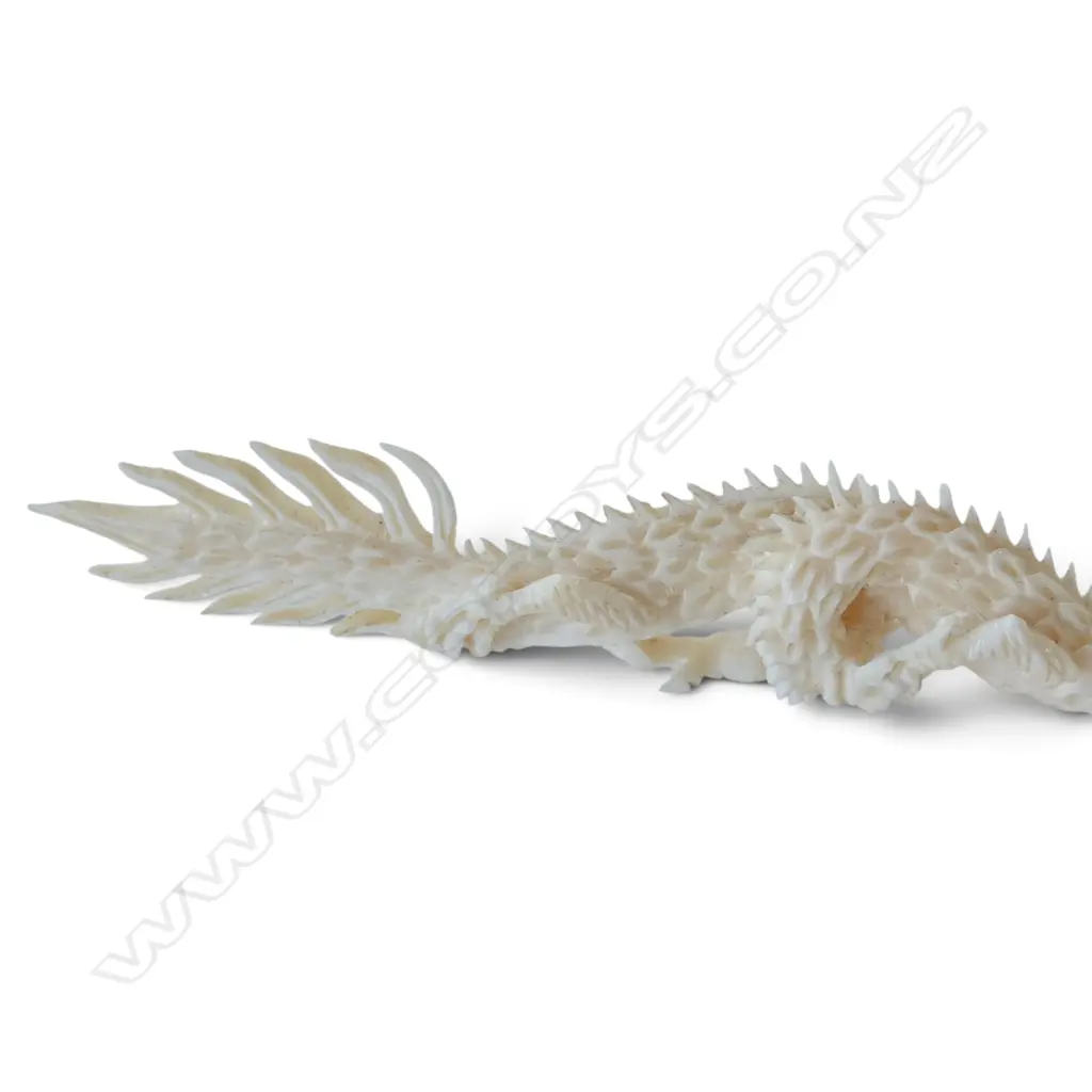 CHINESE CARVED BONE DRAGON Image 1++