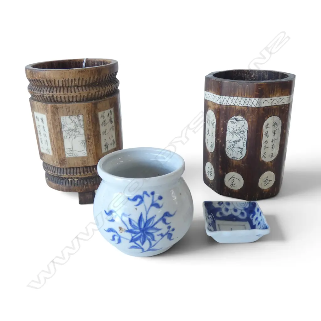 2 CHINESE BAMBOO BRUSH POTS + 2 B/W CHINA H.165mm Image 1++