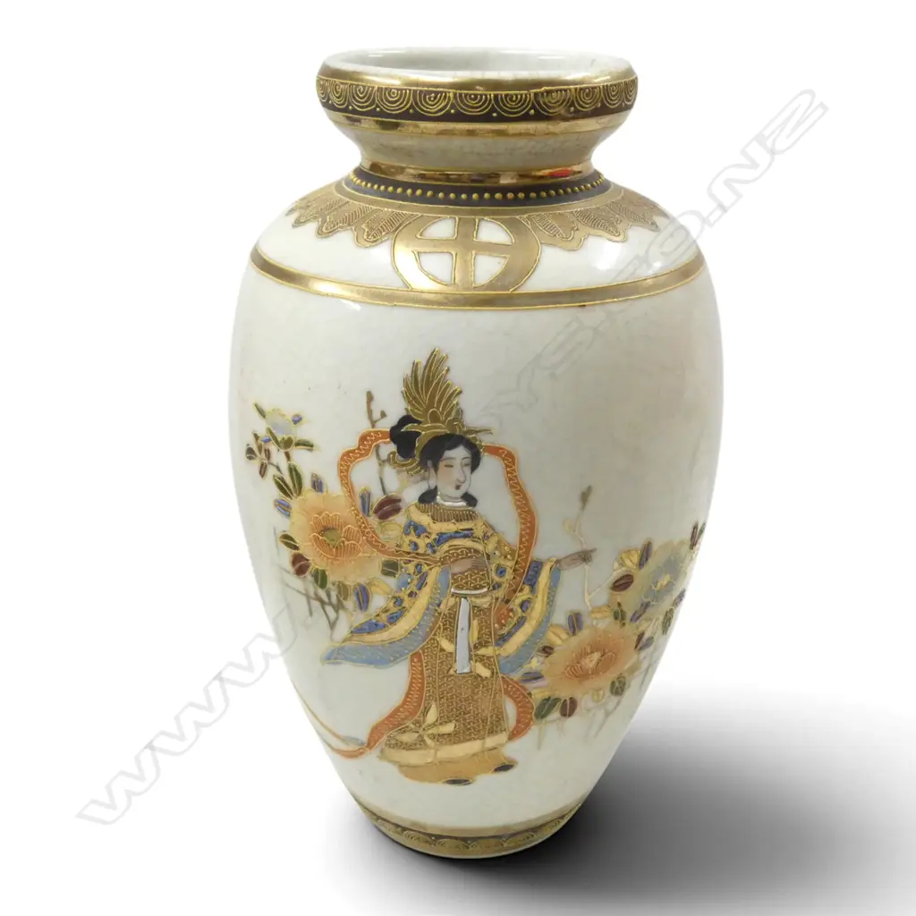 LATE 20thC JAPANESE SATSUMA VASE H.230mm Image 1++