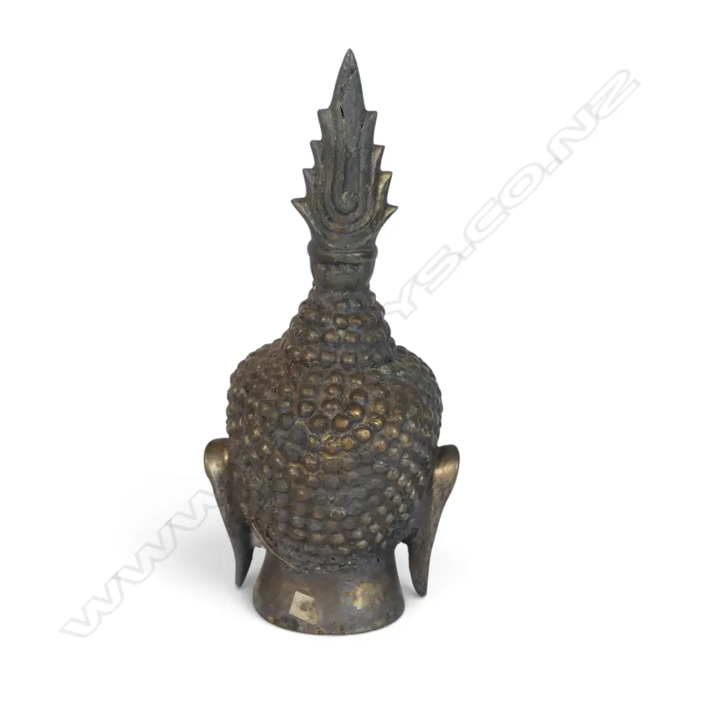 THAI VINTAGE BRASS BRONZED CONTEMPLATIVE BUDDHA HEAD WITH DISTINCTIVE FLAME LIKE RASMI TOPKNOT, 90 X 230MM Image 1++