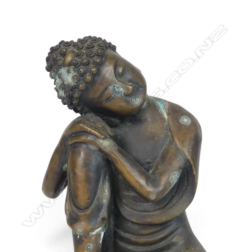 SINO-TIBETAN STYLE BRONZED RESTING BUDDHA ON A CONTEMPLATIVE POSTURE, VERDIGRIS,120 X 180MM Image 1++