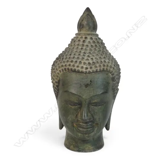 KHMER STYLE CAST BRONZE MEDITATIVE BUDDHA HEAD WITH AGED PATINA, 50 X 180MM