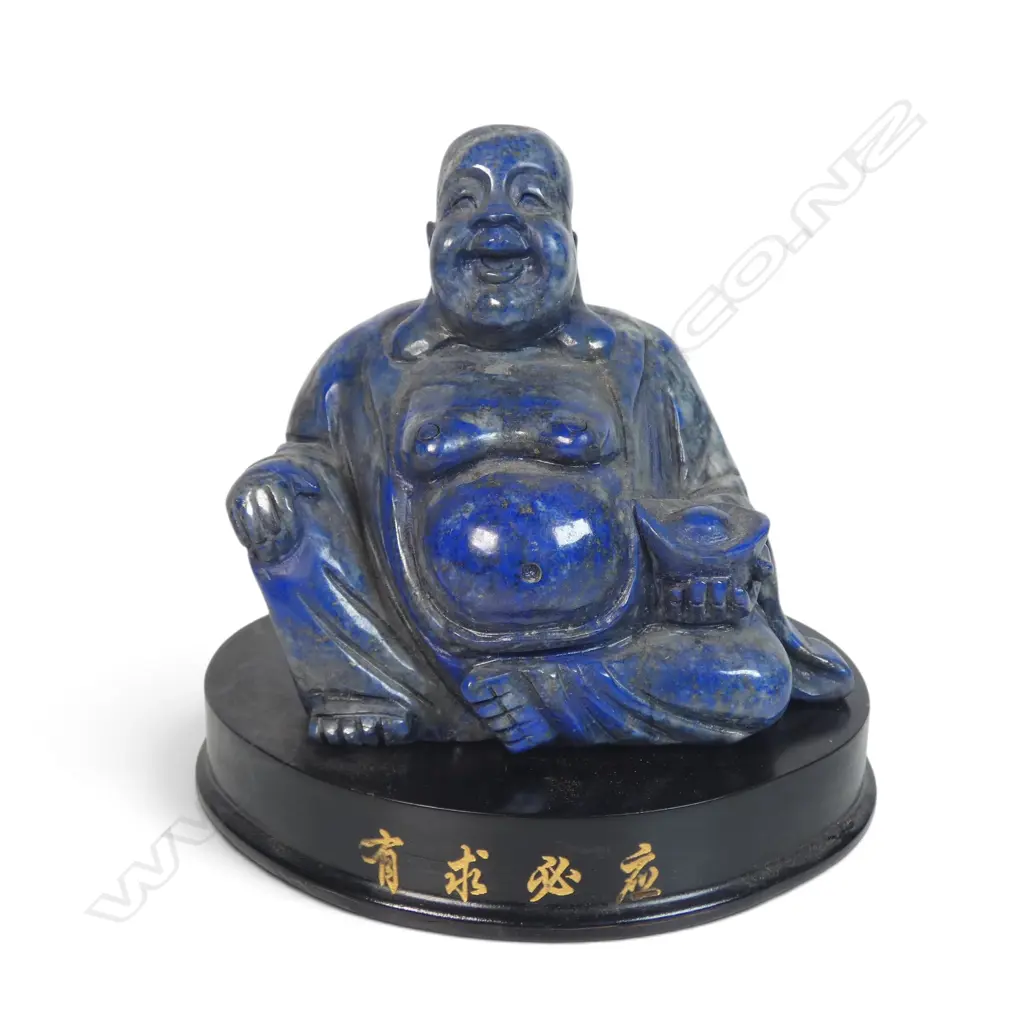 CHINESE HAND CARVED BLUE LAPIS LAZULI SCULPTURE OF A SEATED LAUGHING BUDDHA (BUDAI) ON A BASE, 120 X 110MM Image 1++