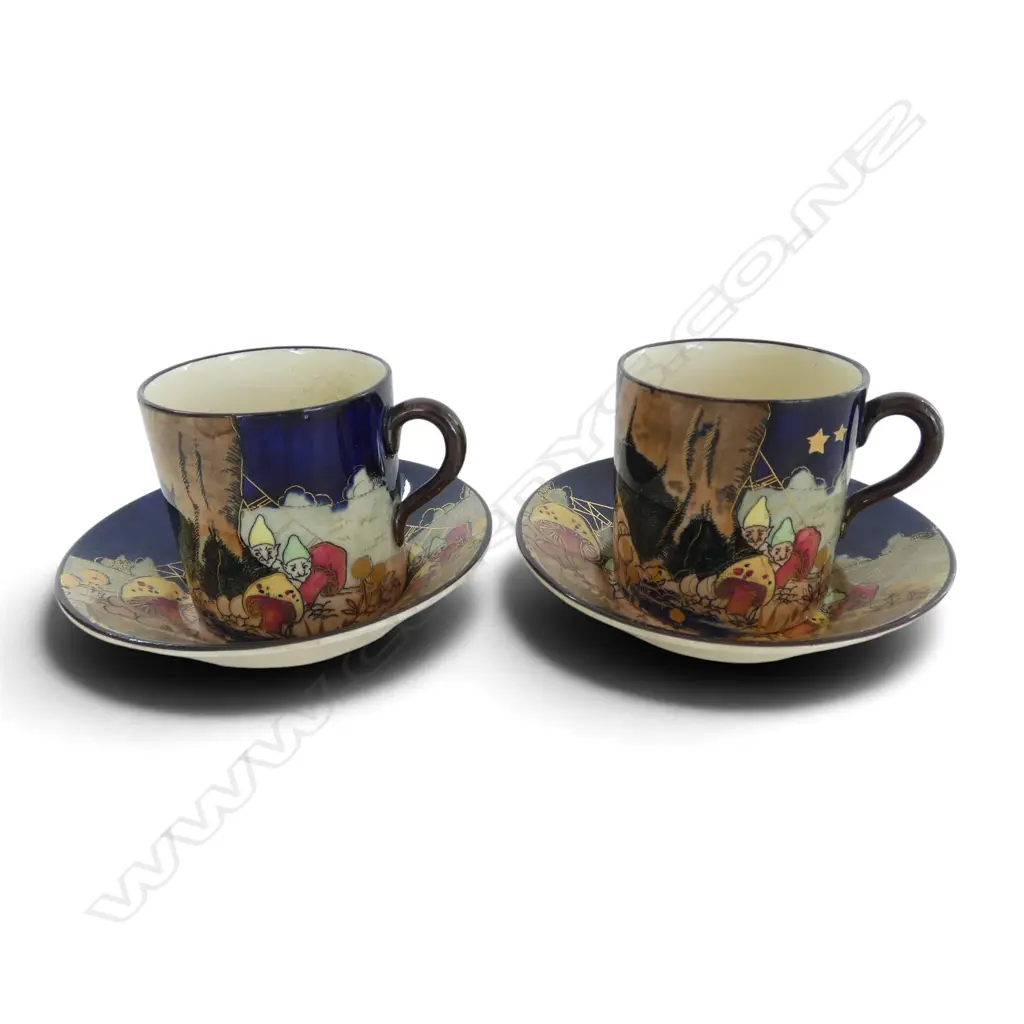 2 ROYAL DOULTON GNOMES COFFEE CANS & SAUCERS Image 1++