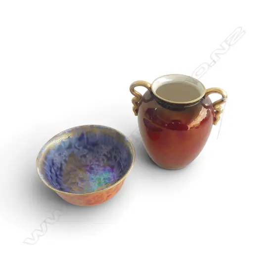 WEGWOOD BUTTERFLY FAIRYLAND LUSTRE BOWL & CARLTON WARE 'ROUGE ROYALE' VASE H.110mm