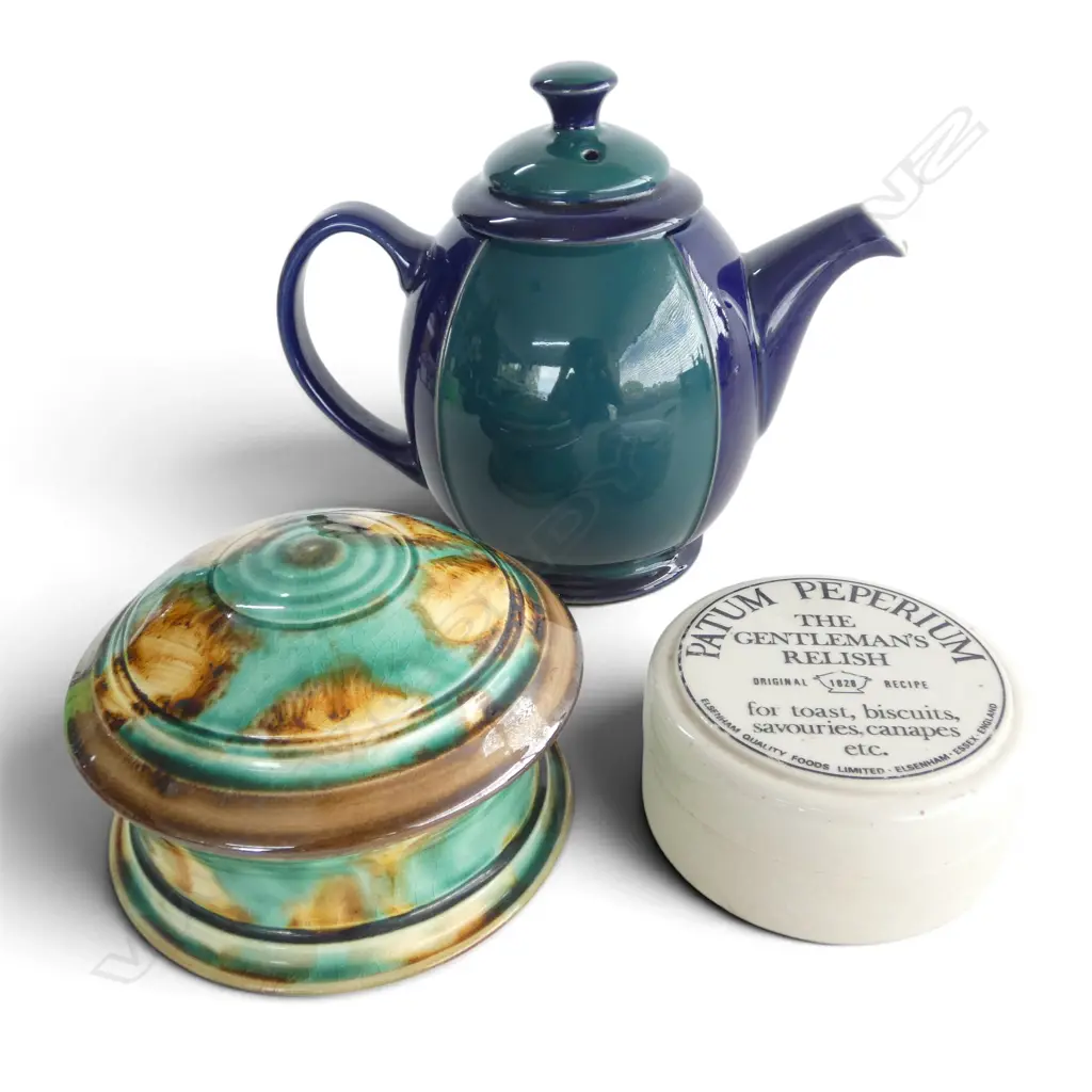 3 ENGLISH CERAMICS; DENBY TEAPOT H.180mm, ANDREW MASON LIDDED DISH, PATUM PEPERIUM RELISH POT Image 1++