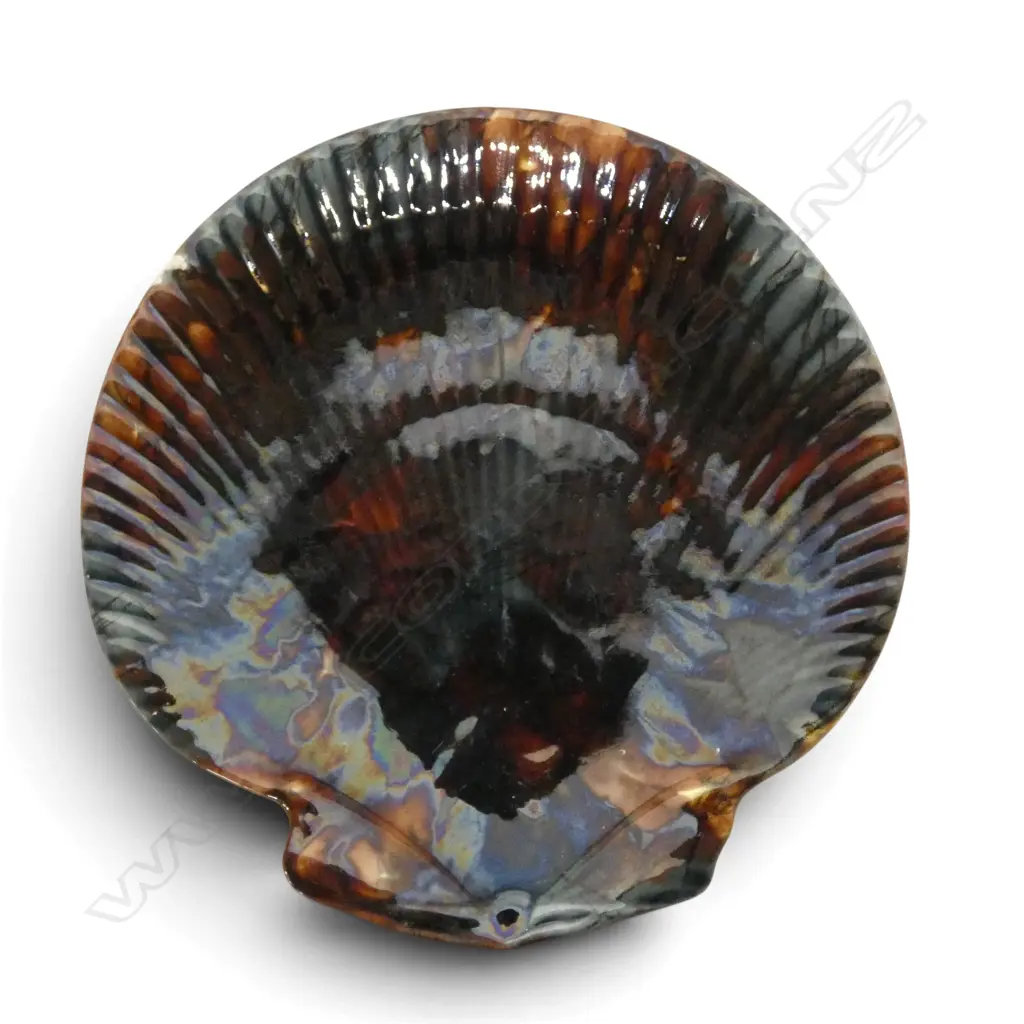 ANTIQUE MAJOLICA WEDGWOOD SCALLOP DISH W.220mm Image 1++