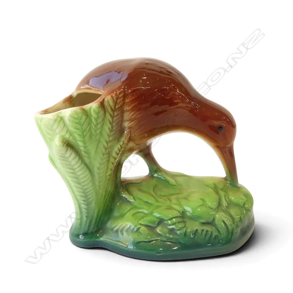 N.Z. CROWN LYNN 'KIWI' VASE W.130mm Image 1++