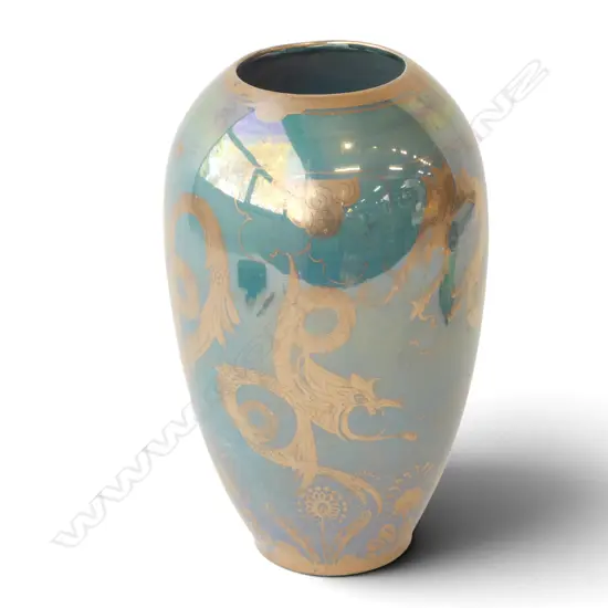 1920S A E GRAY GLORIA LUSTRE DRAGON VASE MADE IN ENGLAND H225MM