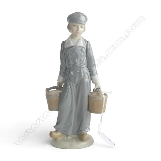 LLADRO FIGURE BOY WITH PAILS. H.220mm