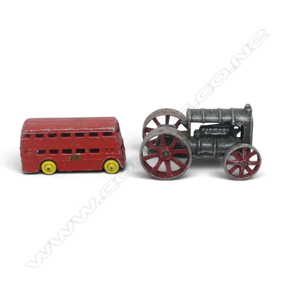 VINTAGE FUN HO! TRACTOR & DOUBLE DECKER L.140mm Image 1++