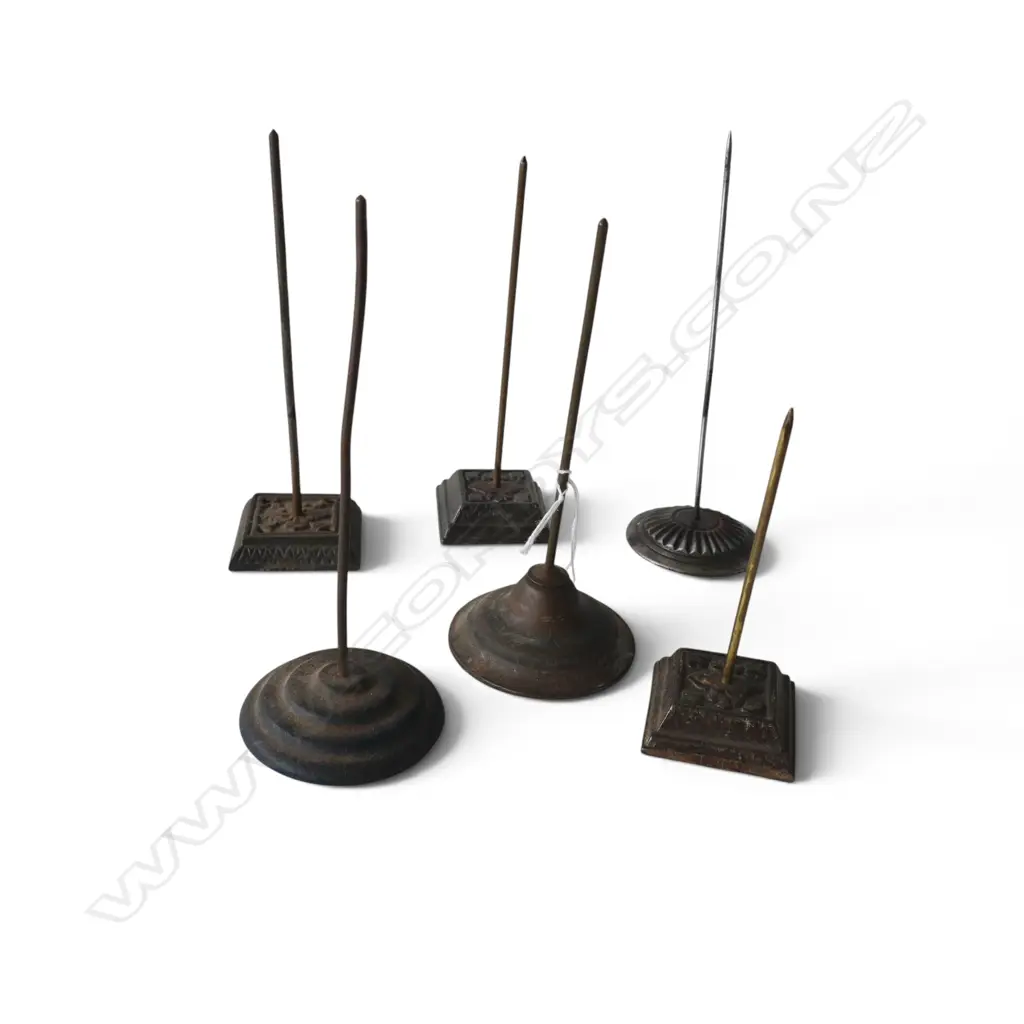 6 VICTORIAN CAST IRON PAPER SPIKES, H.115mm-170mm Image 1++