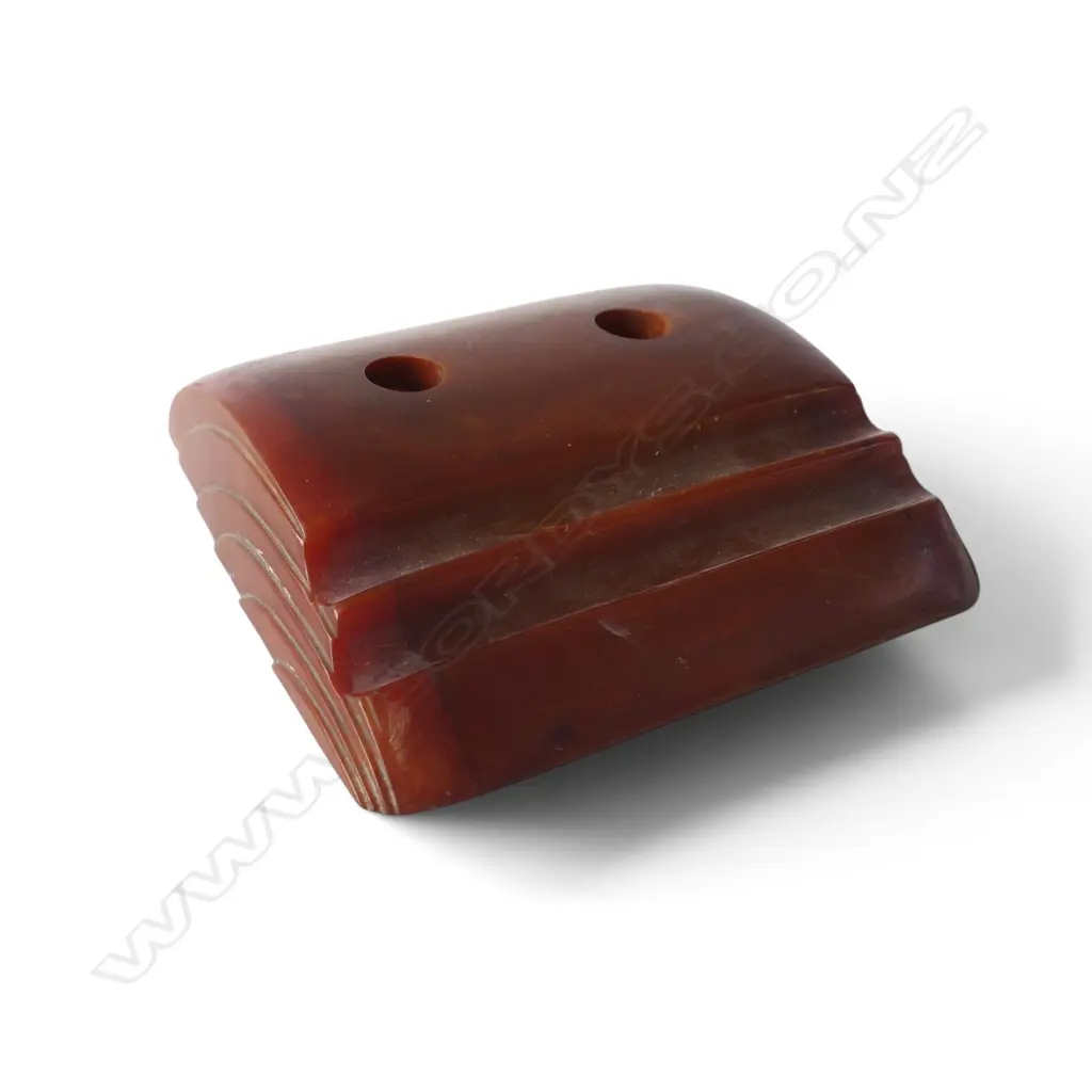 ART DECO AMBER BAKELITE DESKSTAND, W.160mm L.175mm Image 1++