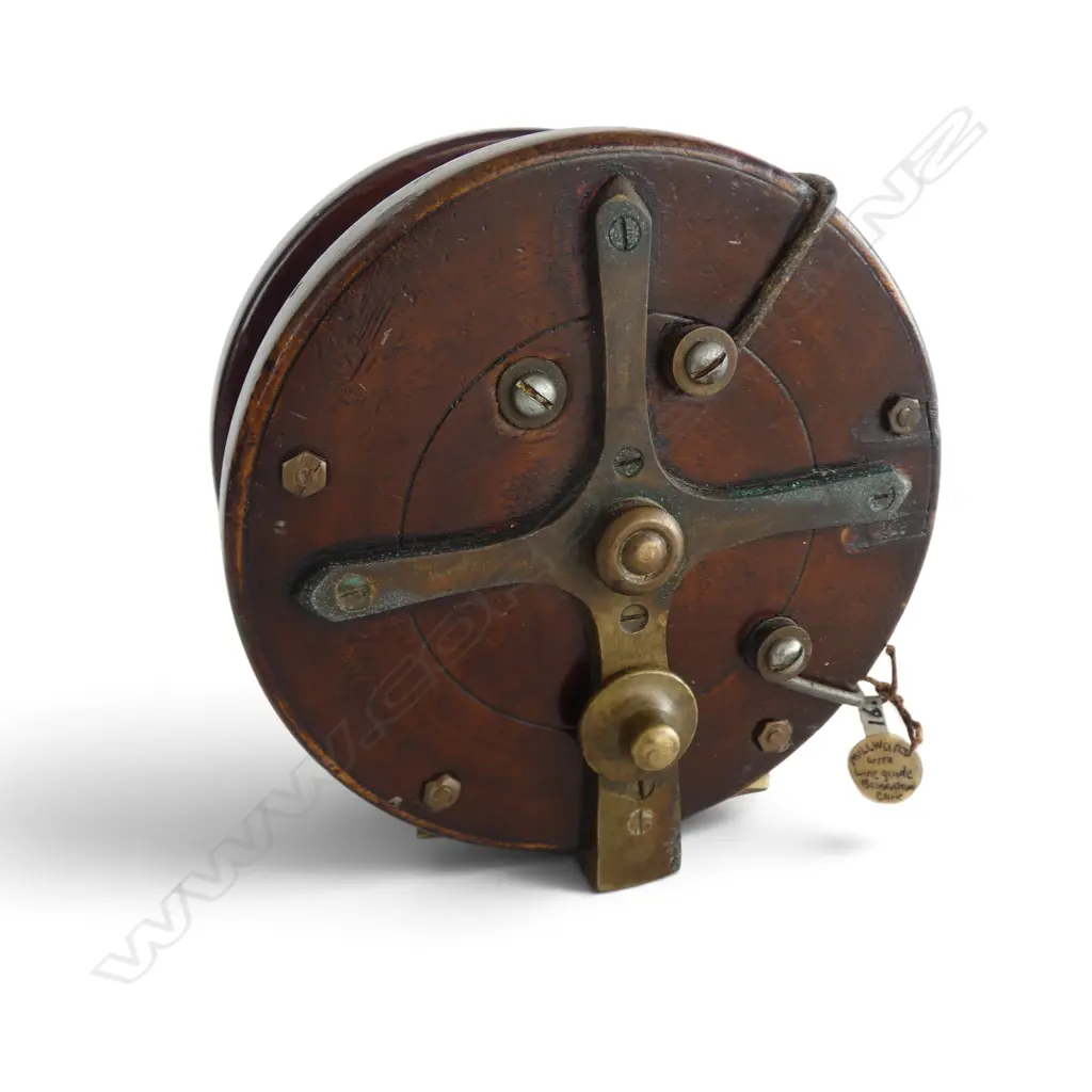 ANTIQUE BRASS & WOOD SALMON STAR REEL Image 1++