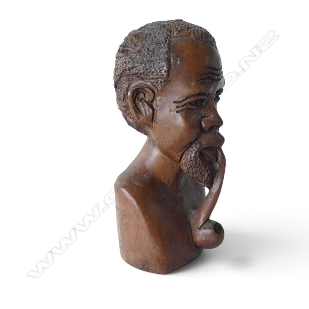 CARVED AFRICAN BUST OF MAN W. PIPE Image 1++