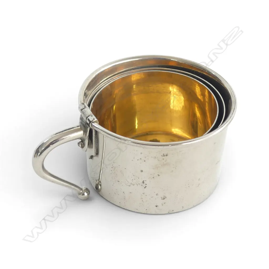 ANTIQUE COLLAPSIBLE TRAVEL CUP WITH GILT INTERIOR & FOLD OUT HANDLE IN ORIGINAL BOX H78MM EXTENDED Image 1++
