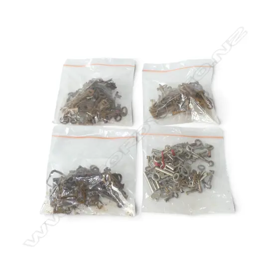 BAG OF ASST. ANTIQUE & VINTAGE KEYS 
