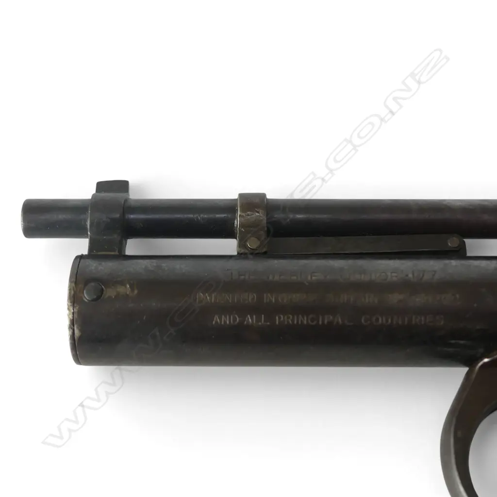 VINTAGE WEBLEY AIR PISTOL. .177 cal. Serial # J10942. w 2 pins on trigger Image 1++
