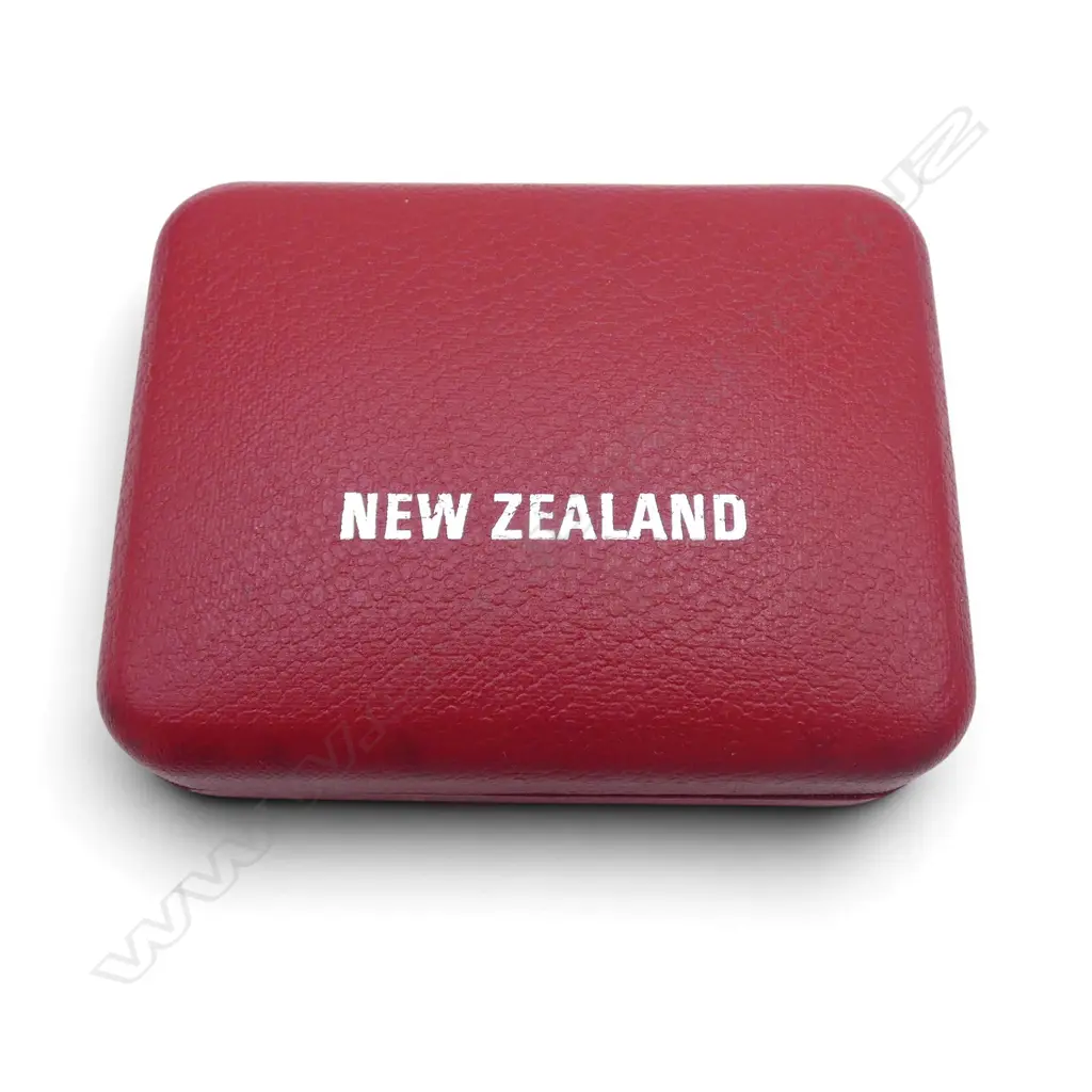 1977 N.Z. WAITANGI DAY SILVER JUBILEE .925 SILVER PROOF $1 COIN 27gms Image 1++
