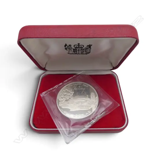 1977 N.Z. WAITANGI DAY SILVER JUBILEE .925 SILVER PROOF $1 COIN 27gms