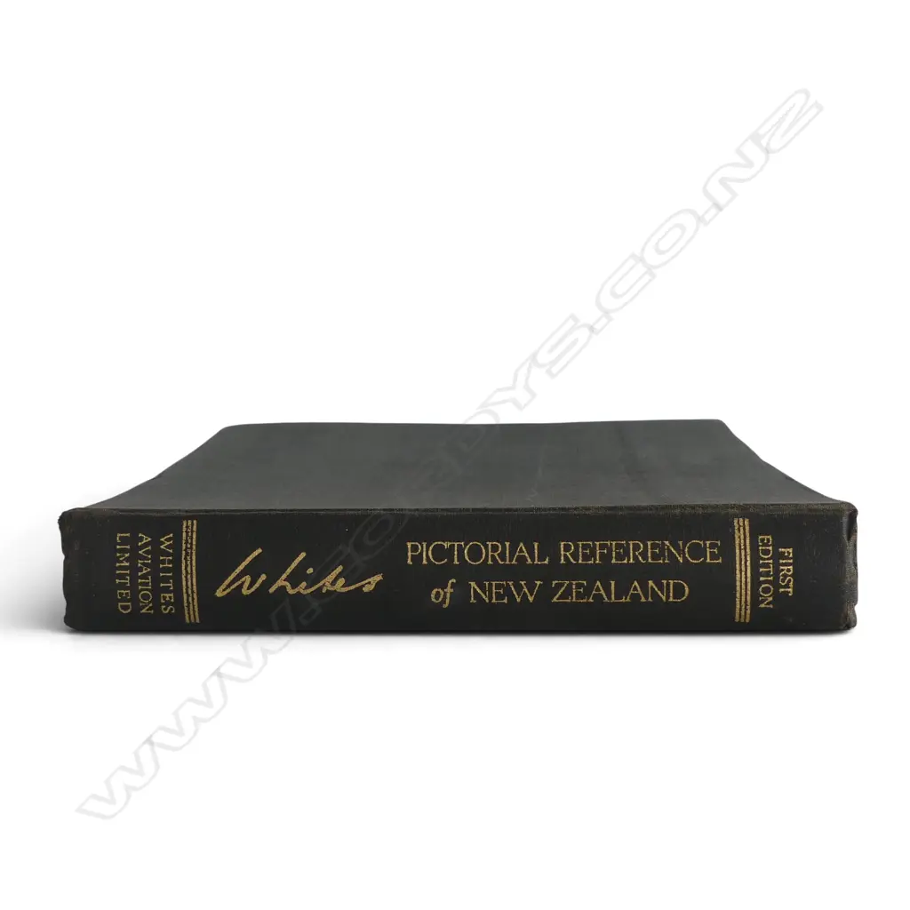 WHITES AVIATION PICTORIAL REFRENCE BOOK OF NZ FIRST EDITION L280MM Image 1++