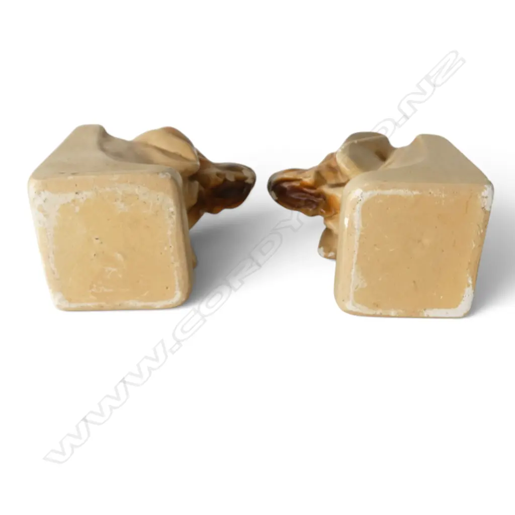 PR HOUND & PR ELEPHANT BOOKSHELF ENDS H.160mm faults Image 1++