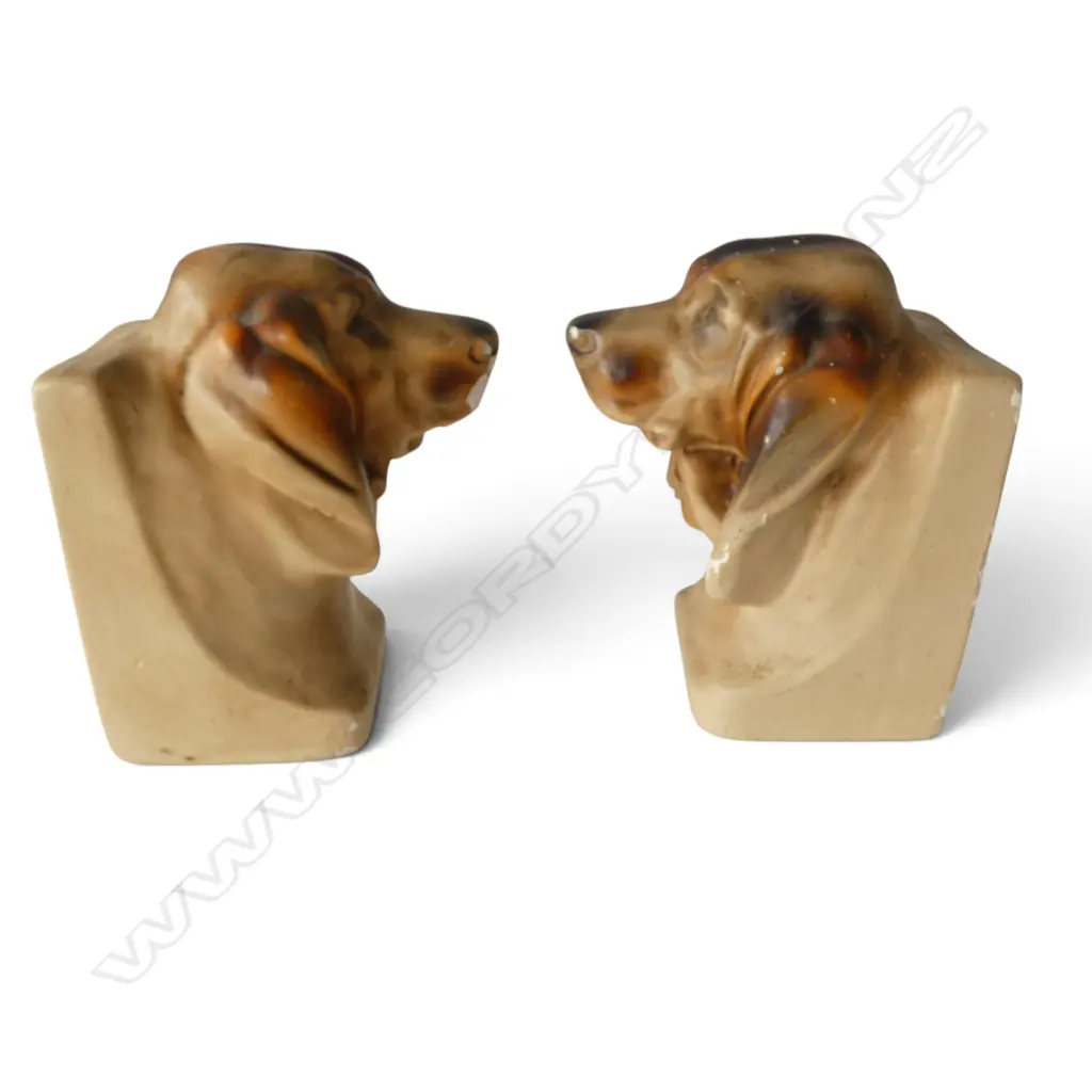PR HOUND & PR ELEPHANT BOOKSHELF ENDS H.160mm faults Image 1++
