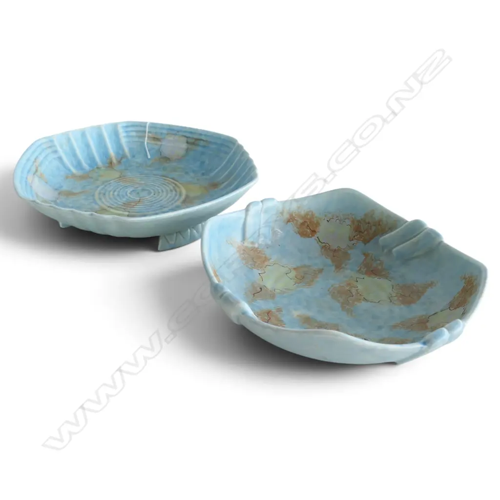 2 BESWICK DISHES W.290mm Image 1++